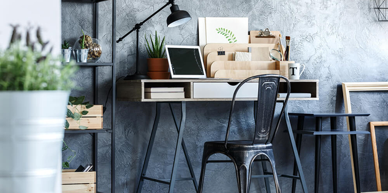 Стул из металла