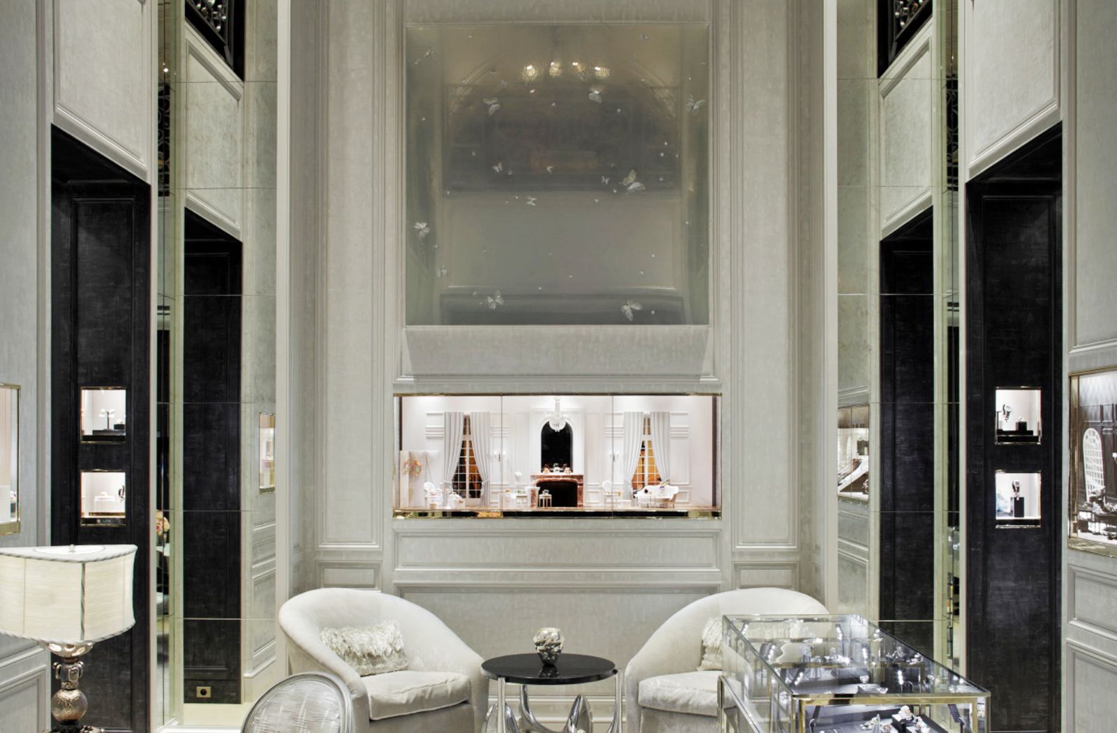 Расширенный ассортимент женской одежды Расширенный ассортимент женской одежды